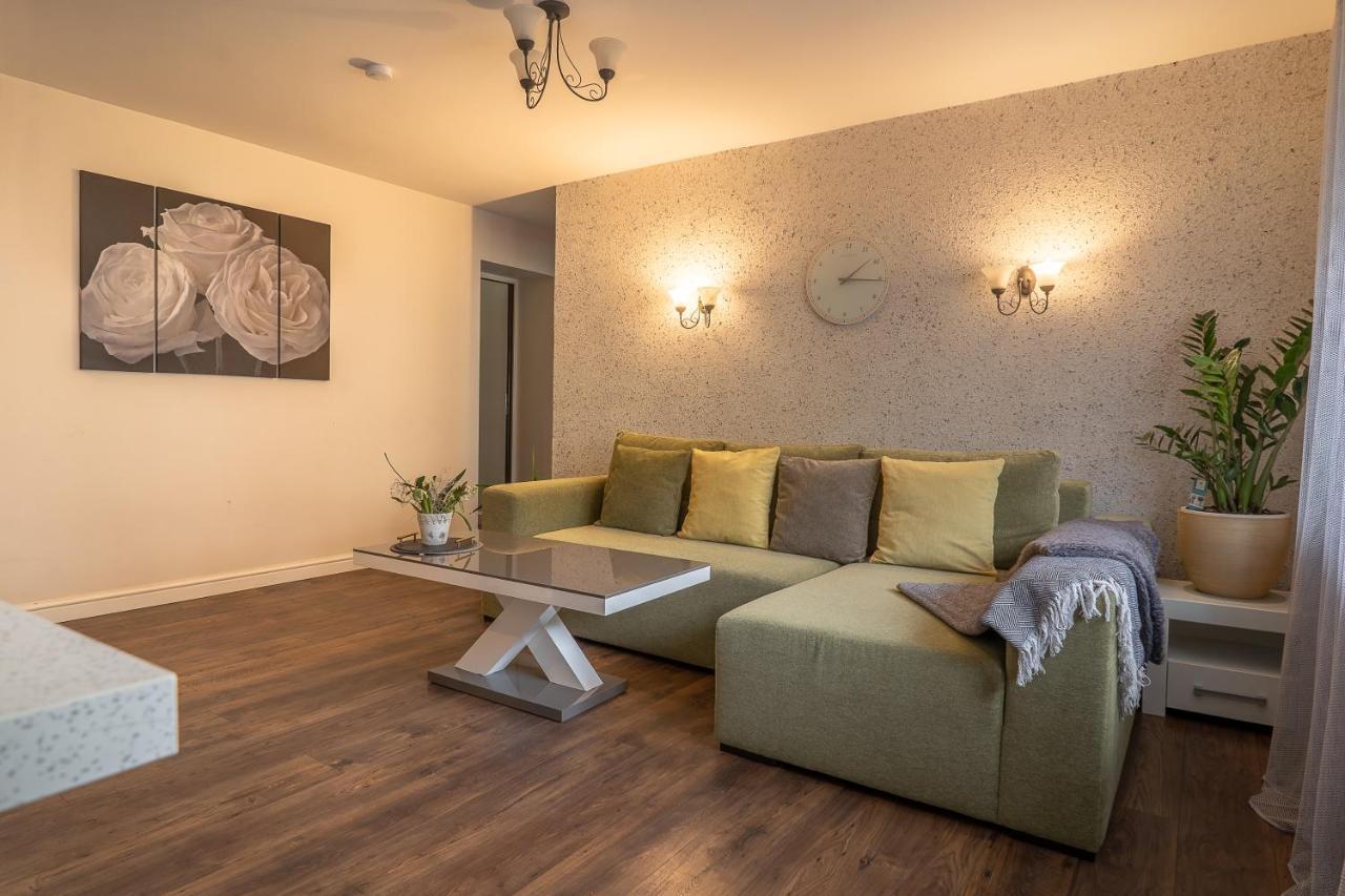 Andrea Apartment Liepaja Ngoại thất bức ảnh